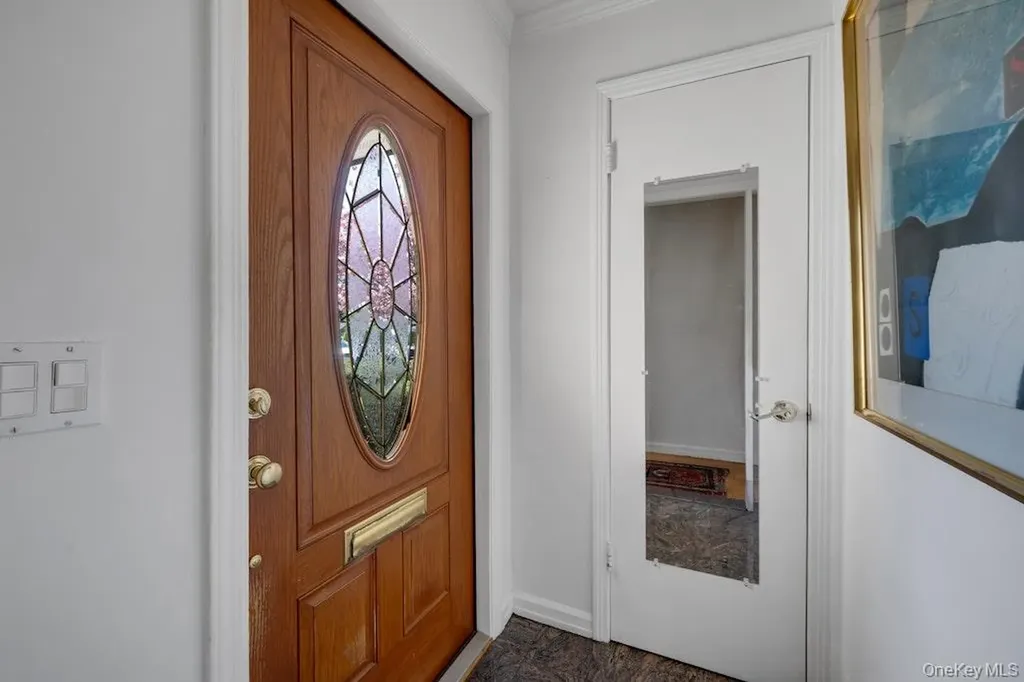 16 Ria Drive White Plains NY 10605