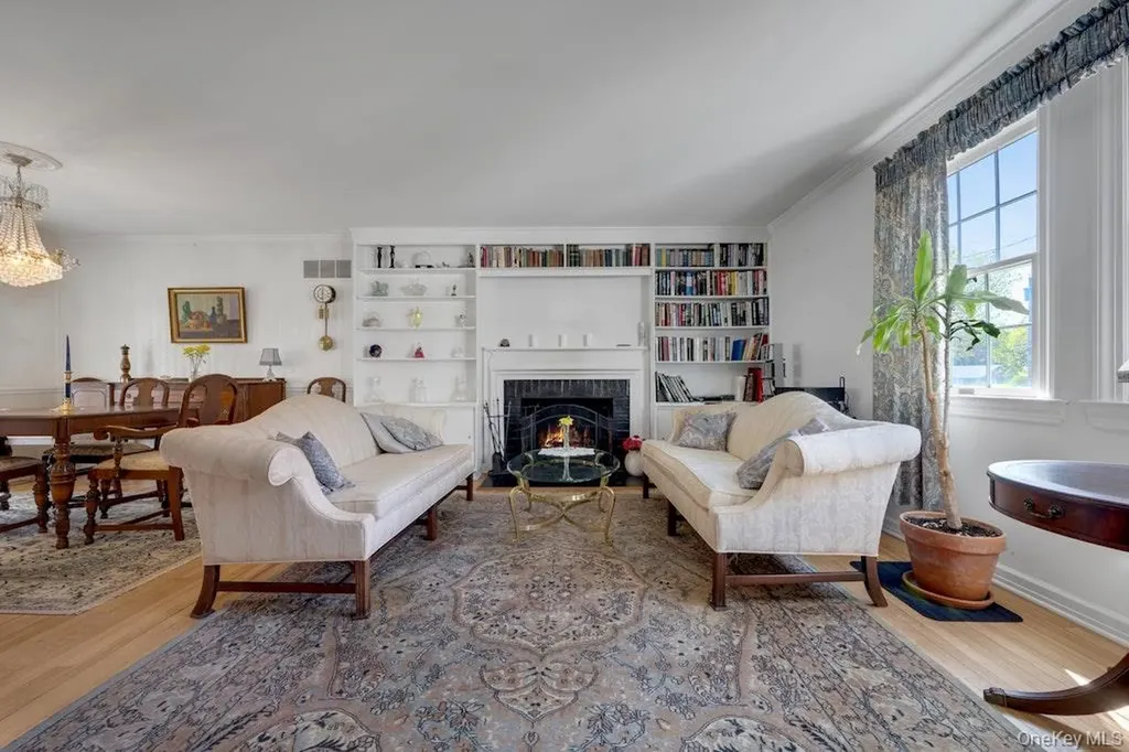 16 Ria Drive White Plains NY 10605