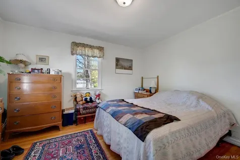 16 Ria Drive White Plains NY 10605