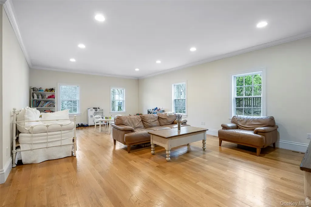 5 Country Lane Mamaroneck NY 10543