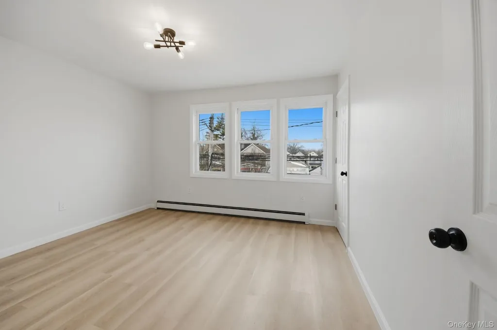 424 Thieriot Avenue Bronx NY 10473