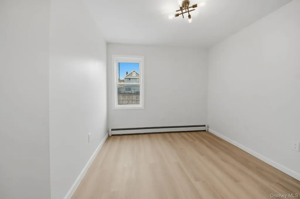 424 Thieriot Avenue Bronx NY 10473