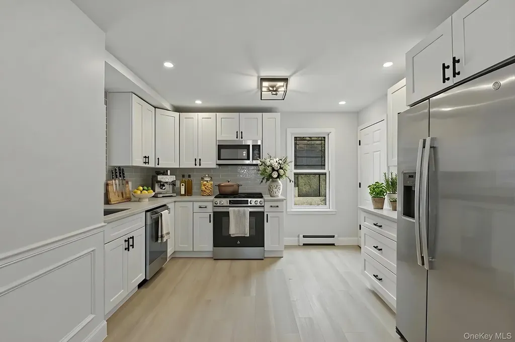 424 Thieriot Avenue Bronx NY 10473