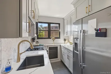 154 Martling Avenue Tarrytown NY 10591