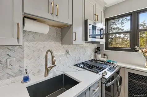 154 Martling Avenue Tarrytown NY 10591