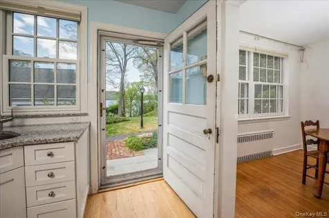 645 N Broadway Hastings-on-hudson NY 10706