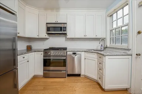 645 N Broadway Hastings-on-hudson NY 10706