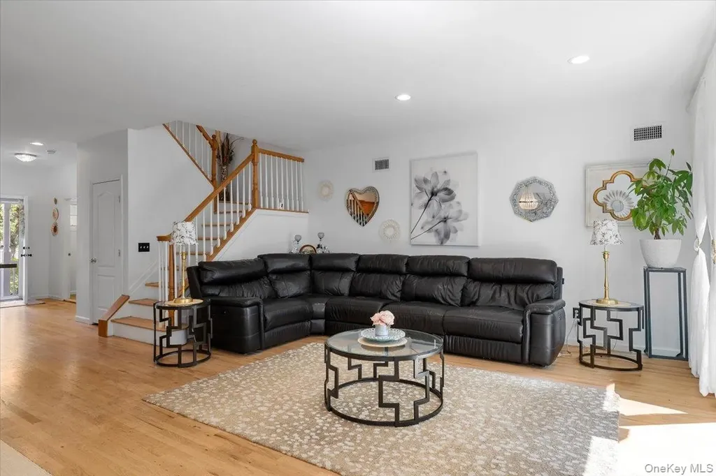 19 Terrace Lane Patchogue NY 11772