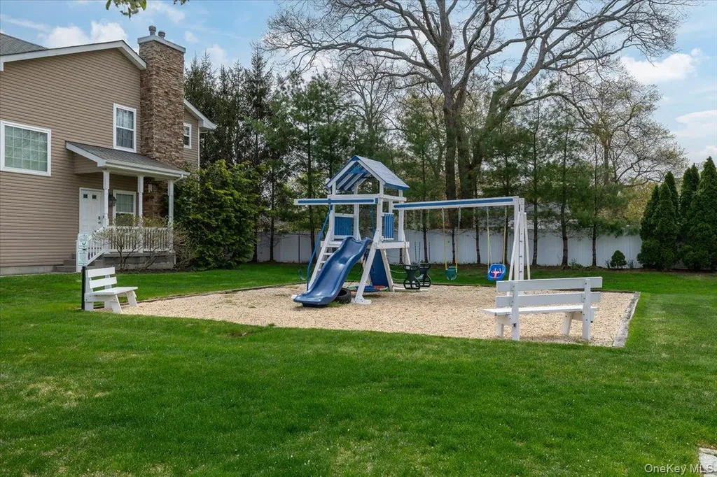 19 Terrace Lane Patchogue NY 11772