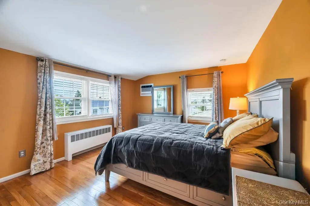 104 Saddle Lane Levittown NY 11756