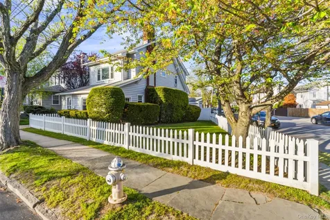 41 Rhodes Street New Rochelle NY 10801