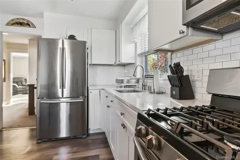 41 Rhodes Street New Rochelle NY 10801