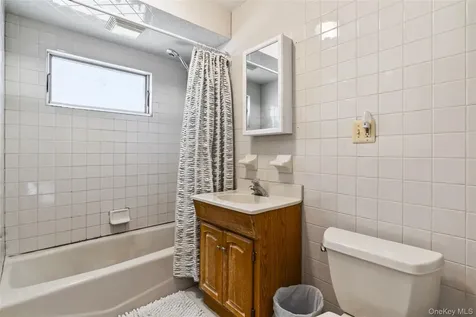 41 Rhodes Street New Rochelle NY 10801