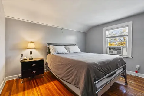 41 Rhodes Street New Rochelle NY 10801