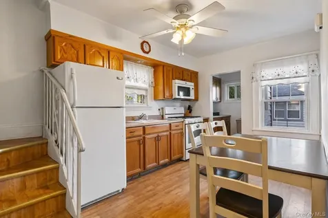 41 Rhodes Street New Rochelle NY 10801
