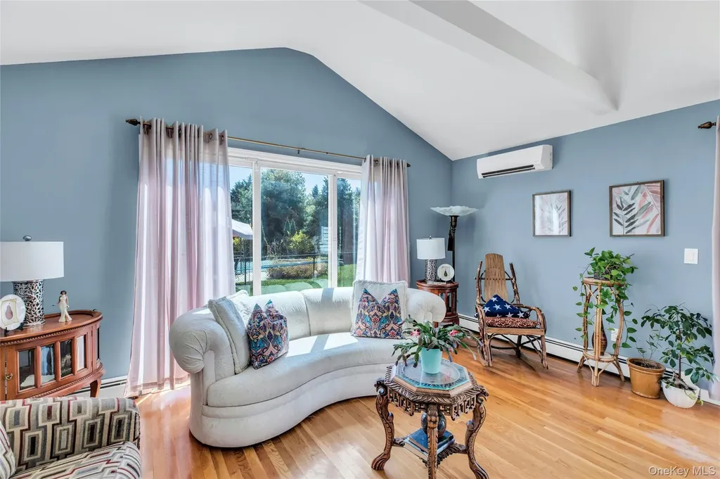 183 Division Avenue Blue Point NY 11715