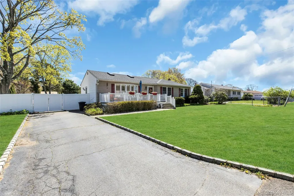 183 Division Avenue Blue Point NY 11715