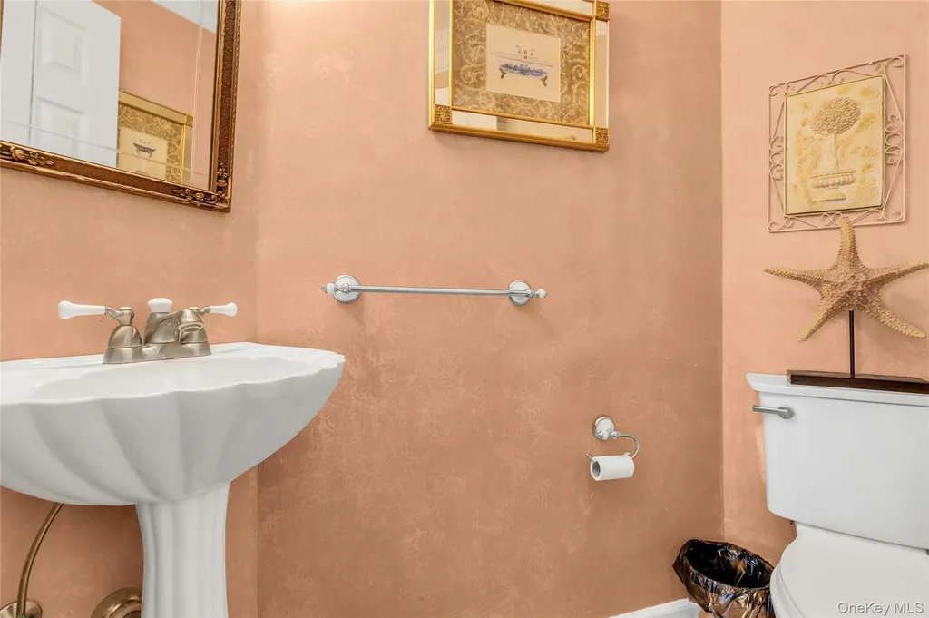 183 Division Avenue Blue Point NY 11715
