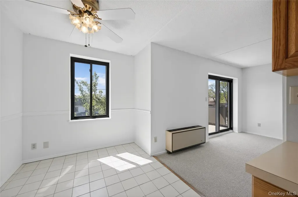 175 Maple Avenue Westbury NY 11590