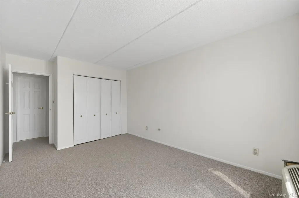 175 Maple Avenue Westbury NY 11590