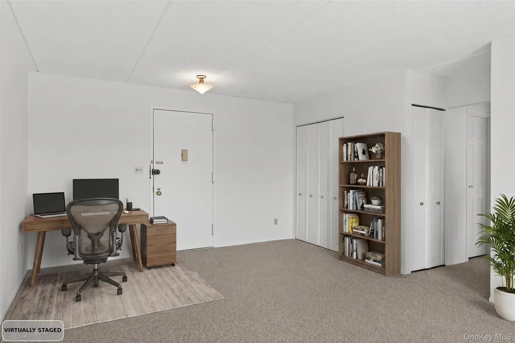 175 Maple Avenue Westbury NY 11590