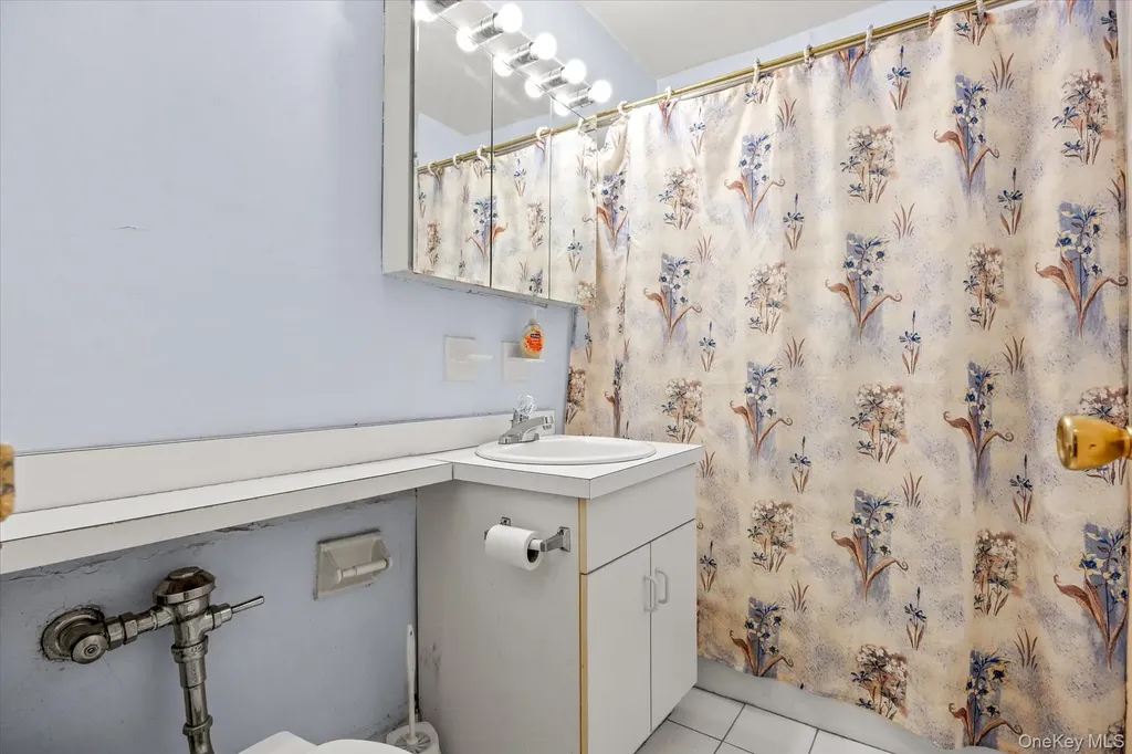 84-29 155th Avenue Howard Beach NY 11414