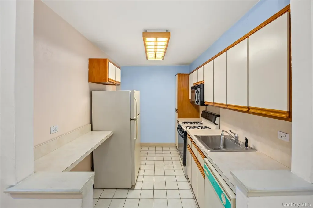 84-29 155th Avenue Howard Beach NY 11414