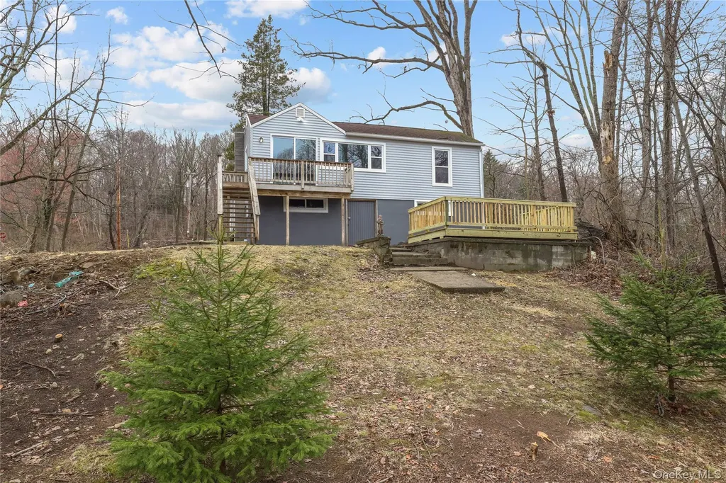 8 Teatown Court Carmel NY 10512