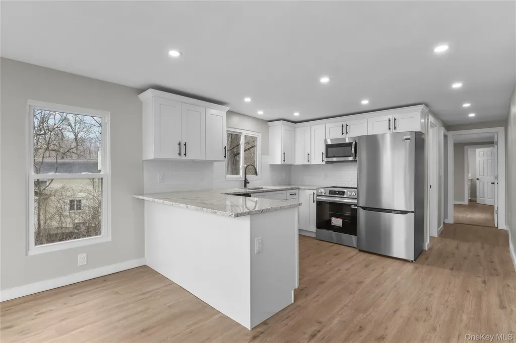 8 Teatown Court Carmel NY 10512