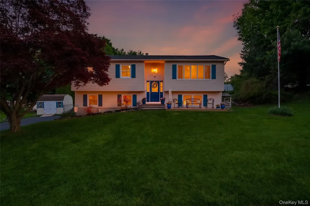 7 Gurran Drive Stony Point NY 10980