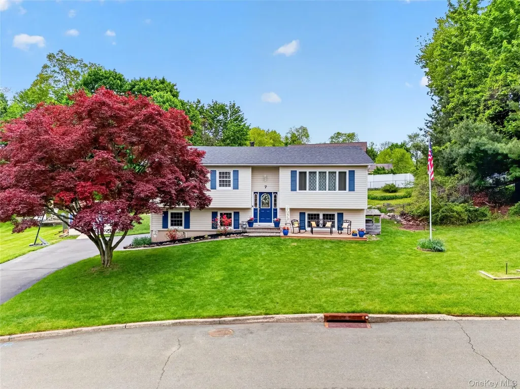 7 Gurran Drive Stony Point NY 10980