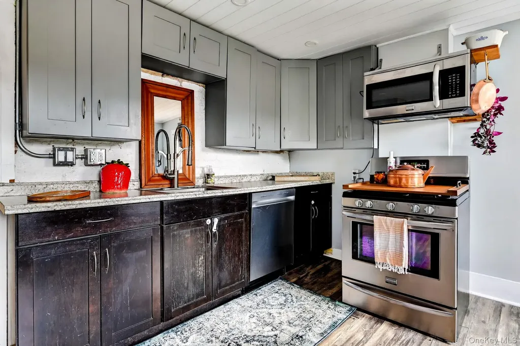 140 Hunter Street Kingston NY 12401