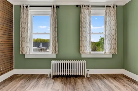 140 Hunter Street Kingston NY 12401