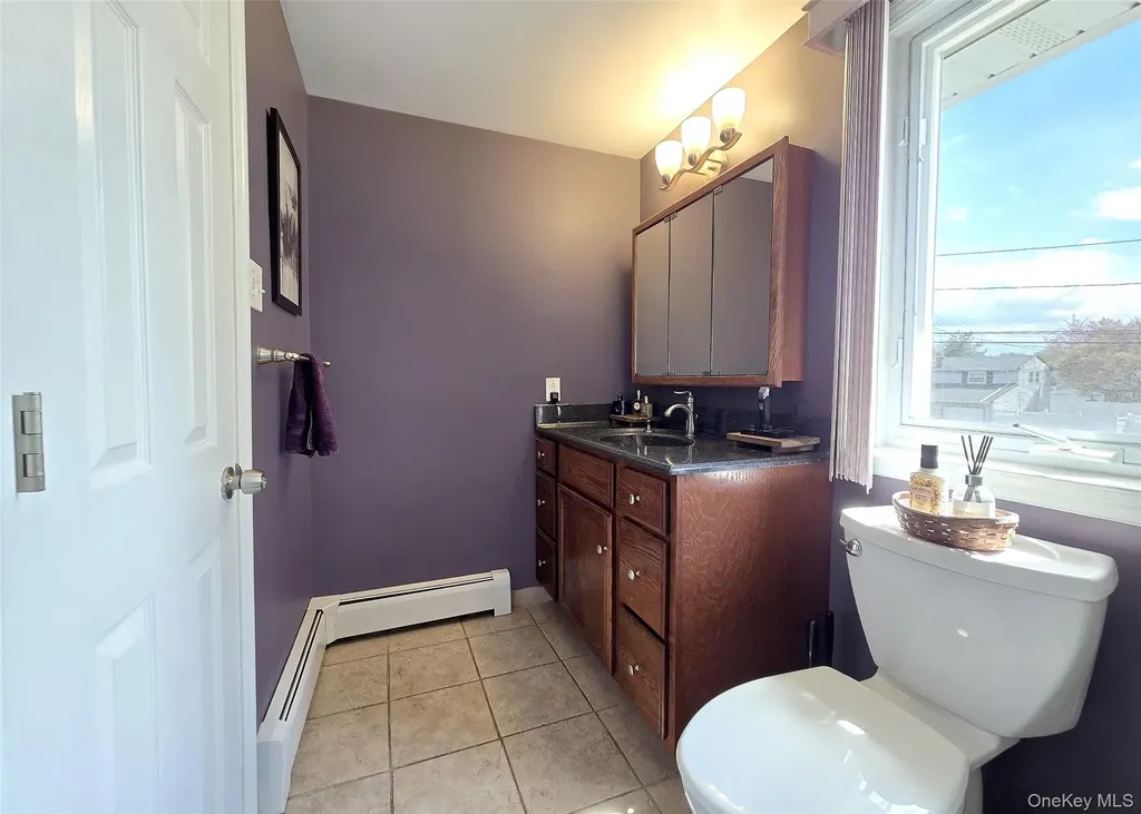 31 Executive Road Selden NY 11784