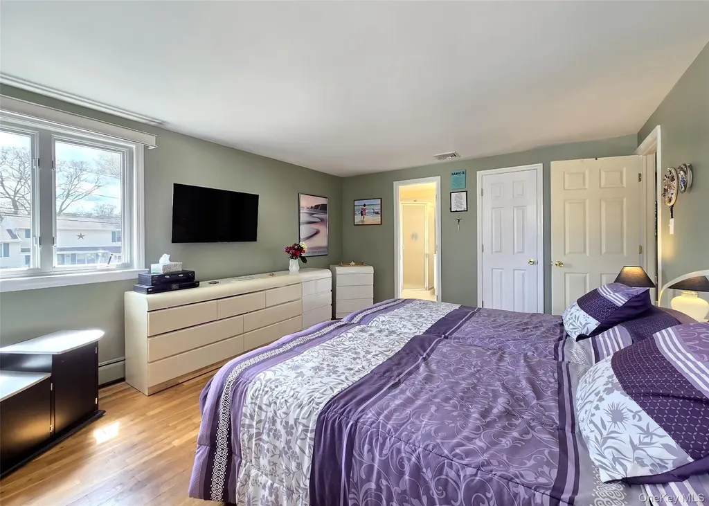 31 Executive Road Selden NY 11784