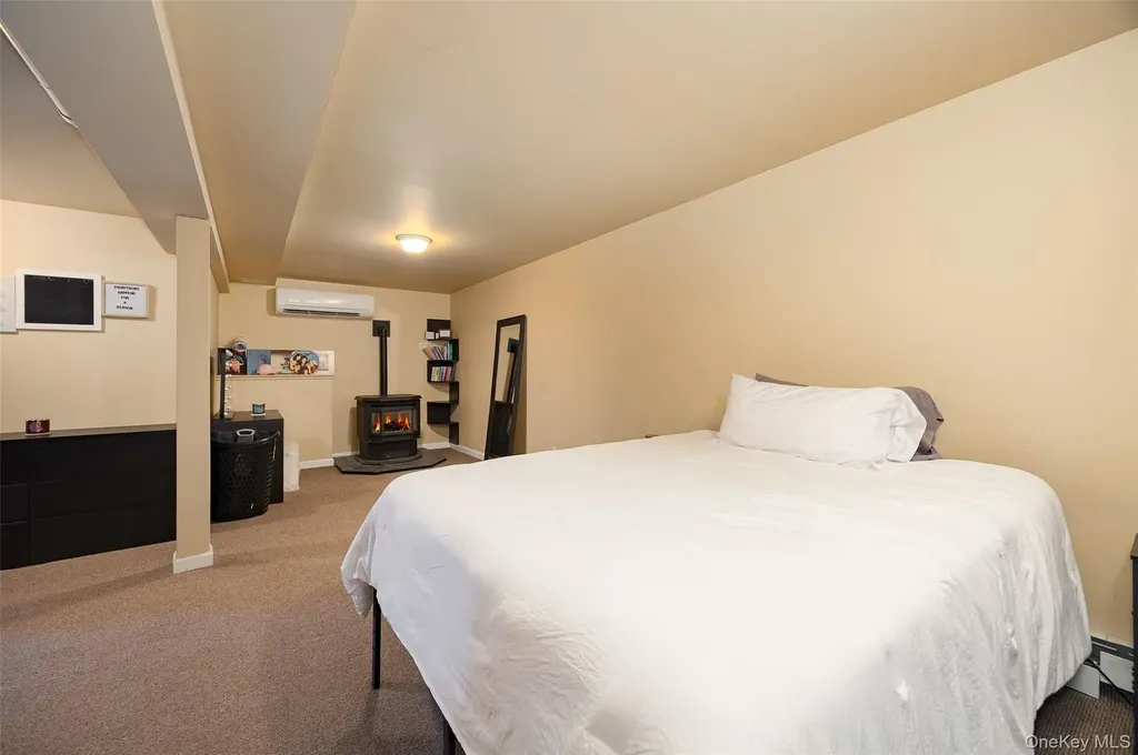 41 Martin Drive Poughkeepsie NY 12603