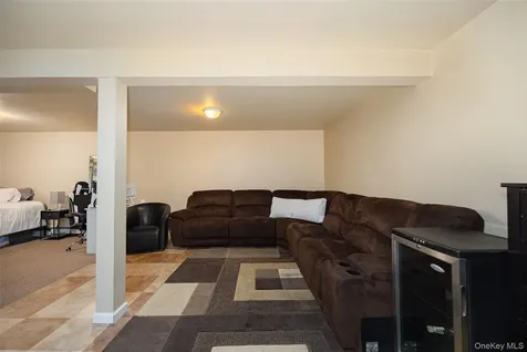 41 Martin Drive Poughkeepsie NY 12603