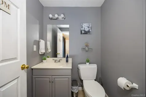41 Martin Drive Poughkeepsie NY 12603