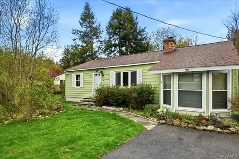 28 Lake Shore Drive Patterson NY 12563