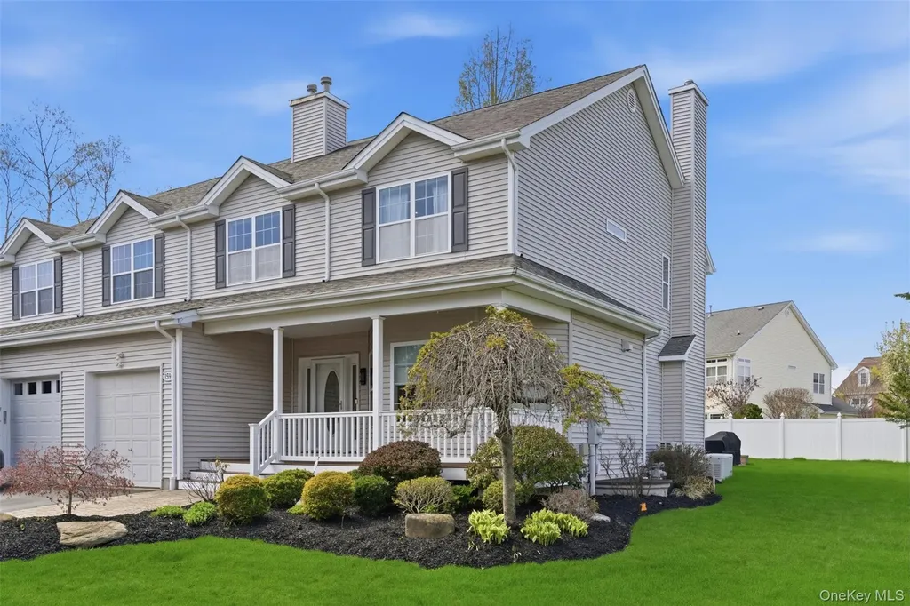 159 Rivendell Court Melville NY 11747
