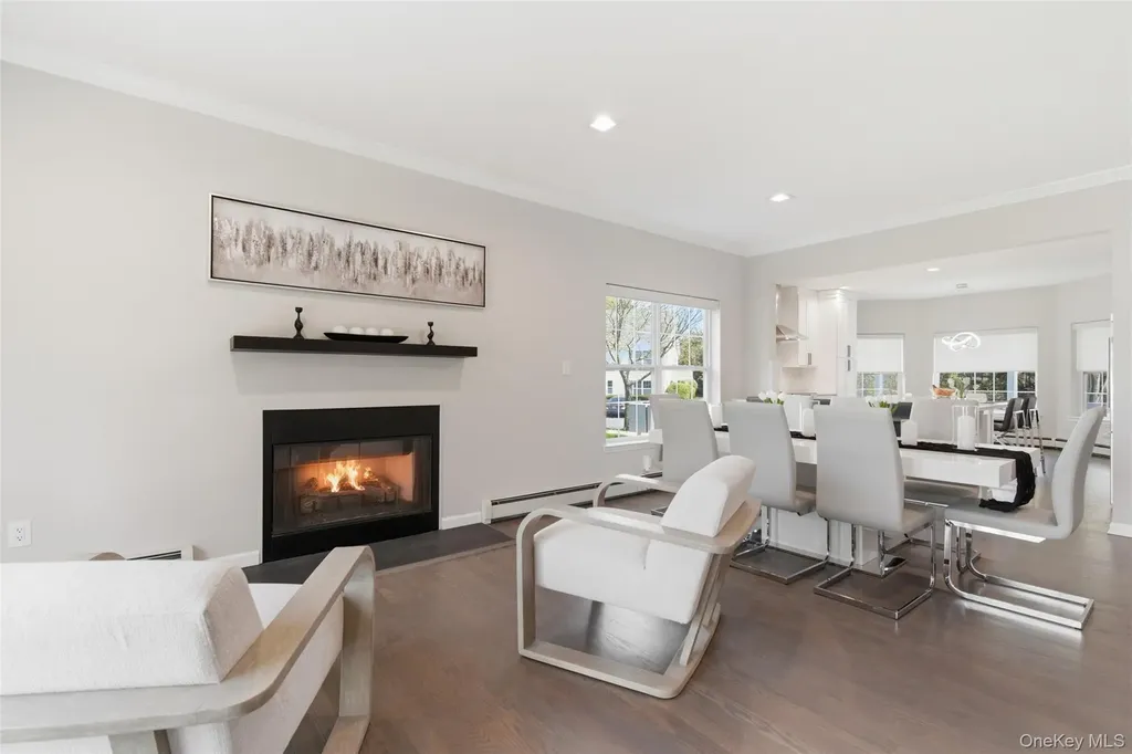 159 Rivendell Court Melville NY 11747