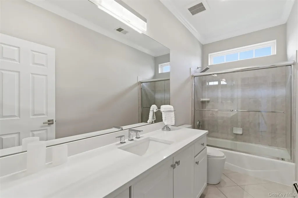 159 Rivendell Court Melville NY 11747