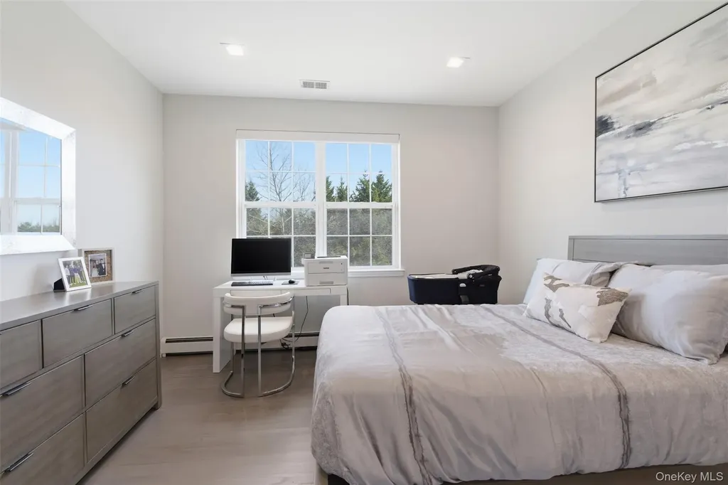 159 Rivendell Court Melville NY 11747