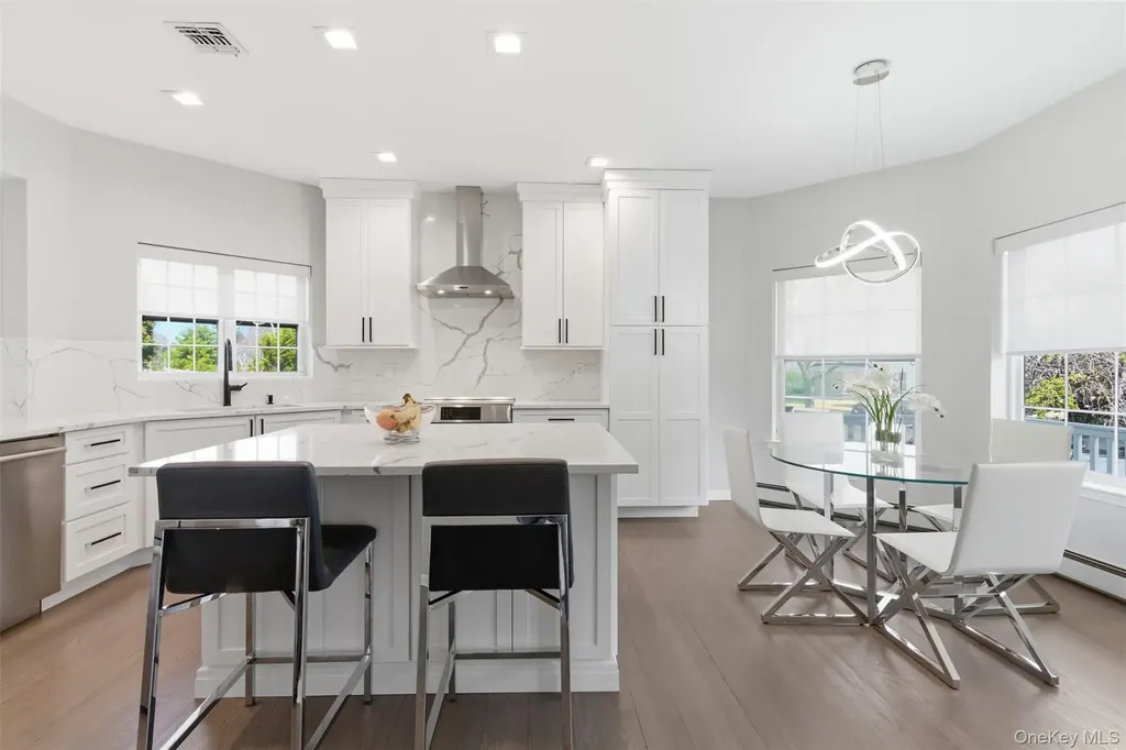 159 Rivendell Court Melville NY 11747