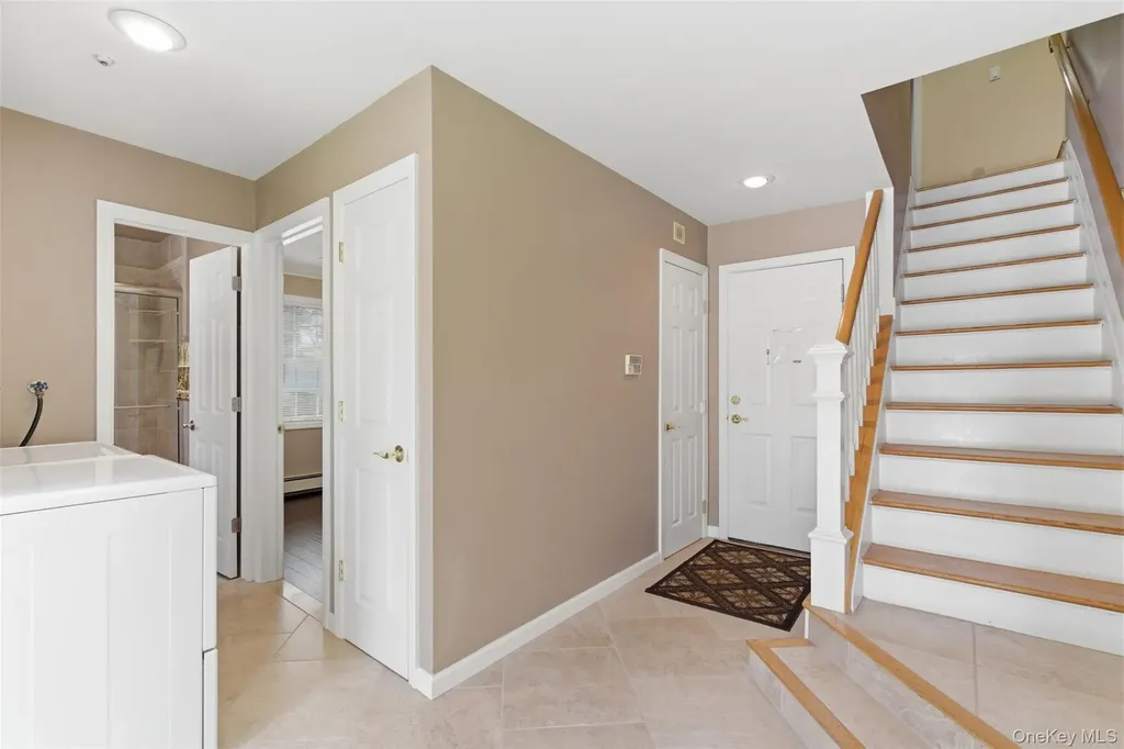 20 Hemingway Drive Dix Hills NY 11746
