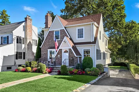 417 Wagner Avenue Mamaroneck NY 10543
