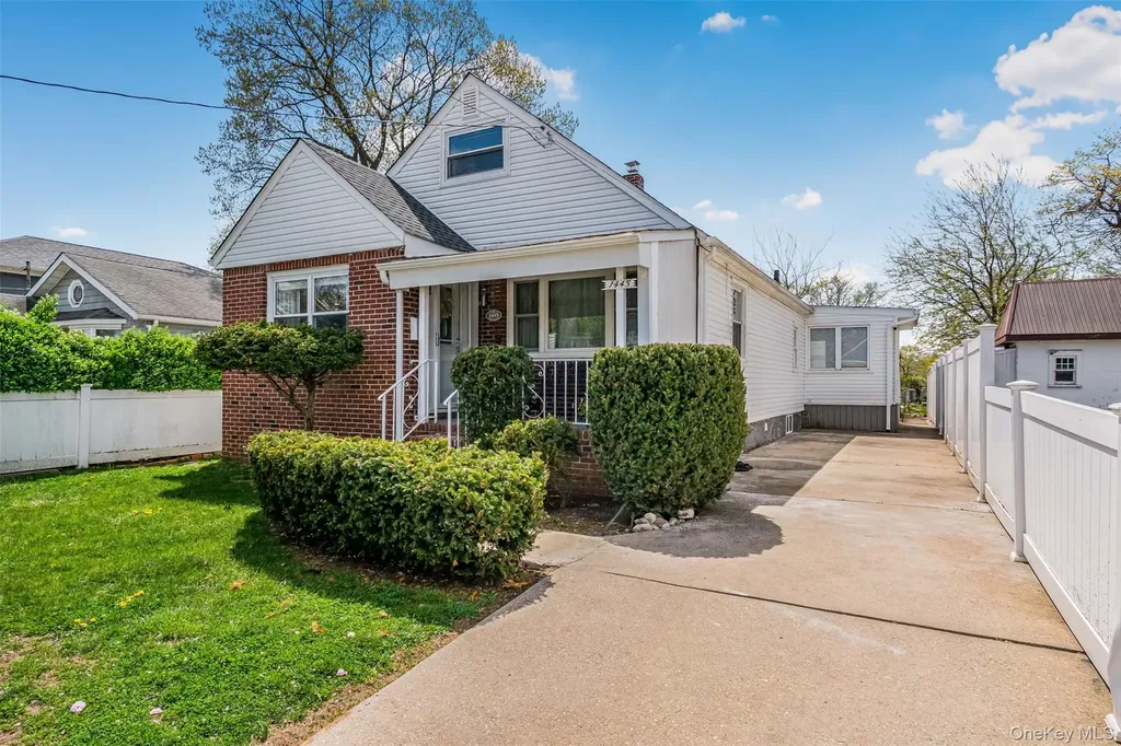 1445 Rosser Avenue Elmont NY 11003