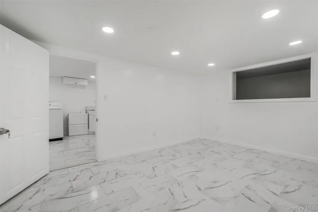 1445 Rosser Avenue Elmont NY 11003