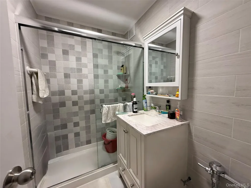 94-31 60th Avenue Elmhurst NY 11373