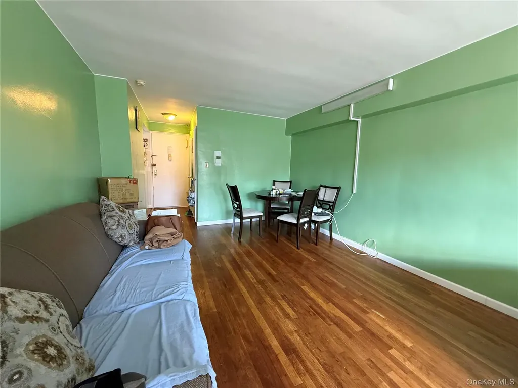 94-31 60th Avenue Elmhurst NY 11373